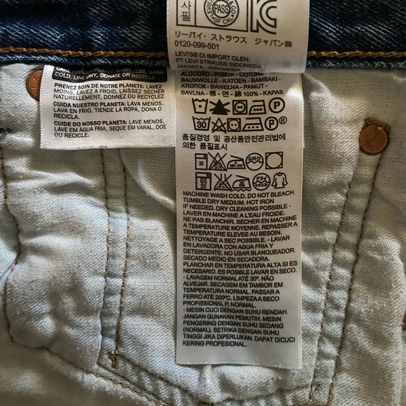 Vintage Levi's 501 Medium Wash – 32 x 32 - Picture 11 of 12